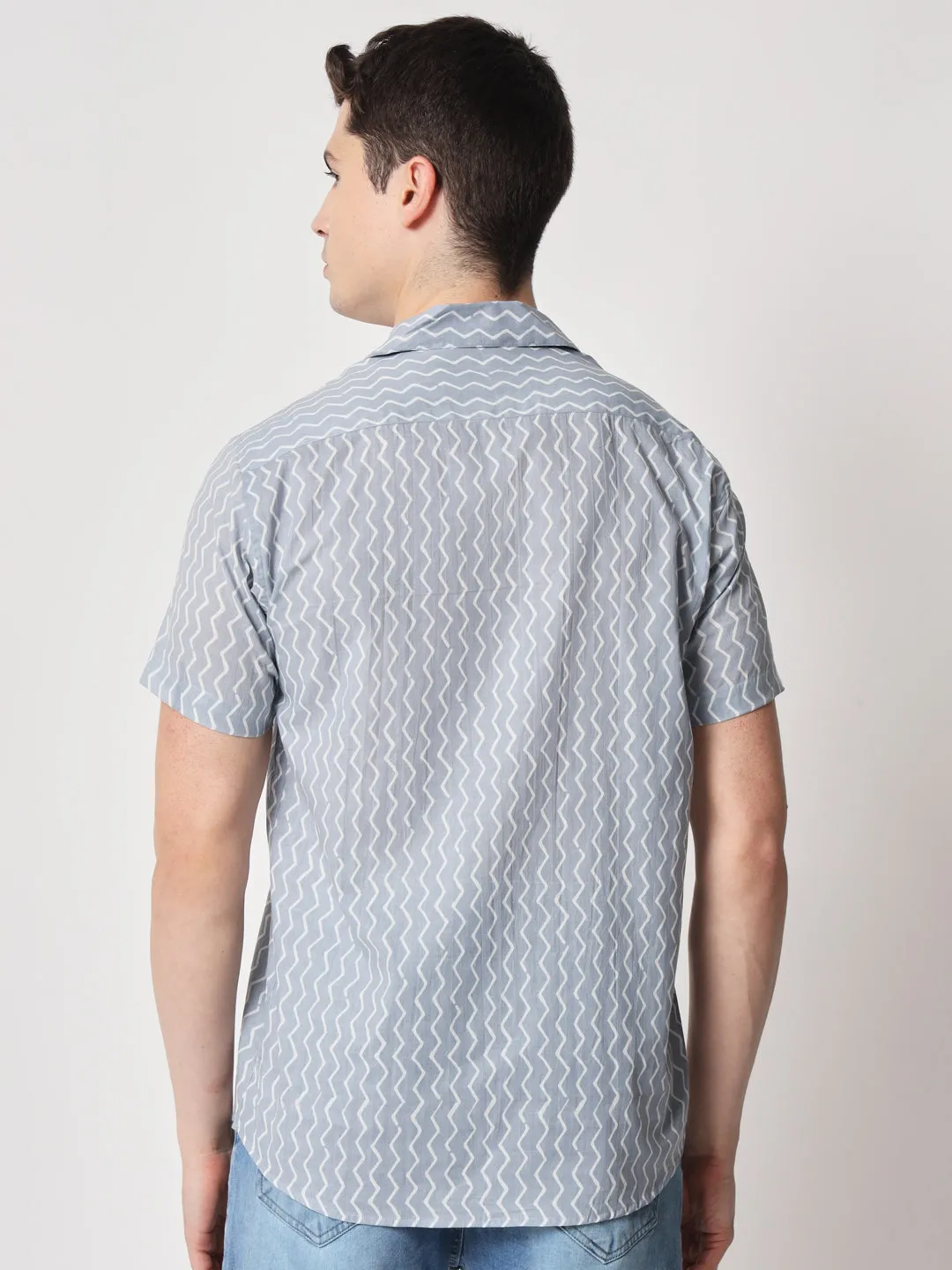 Firangi Yarn 100% Jaipuri Cotton Resort Chevron Printed Cuban Collar Casual Shirt Grey