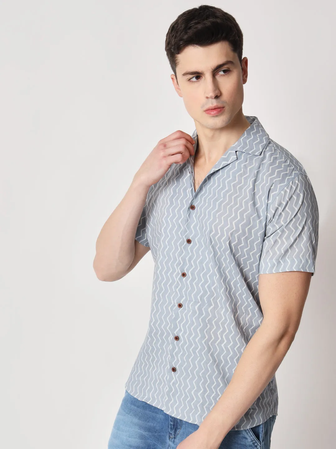 Firangi Yarn 100% Jaipuri Cotton Resort Chevron Printed Cuban Collar Casual Shirt Grey