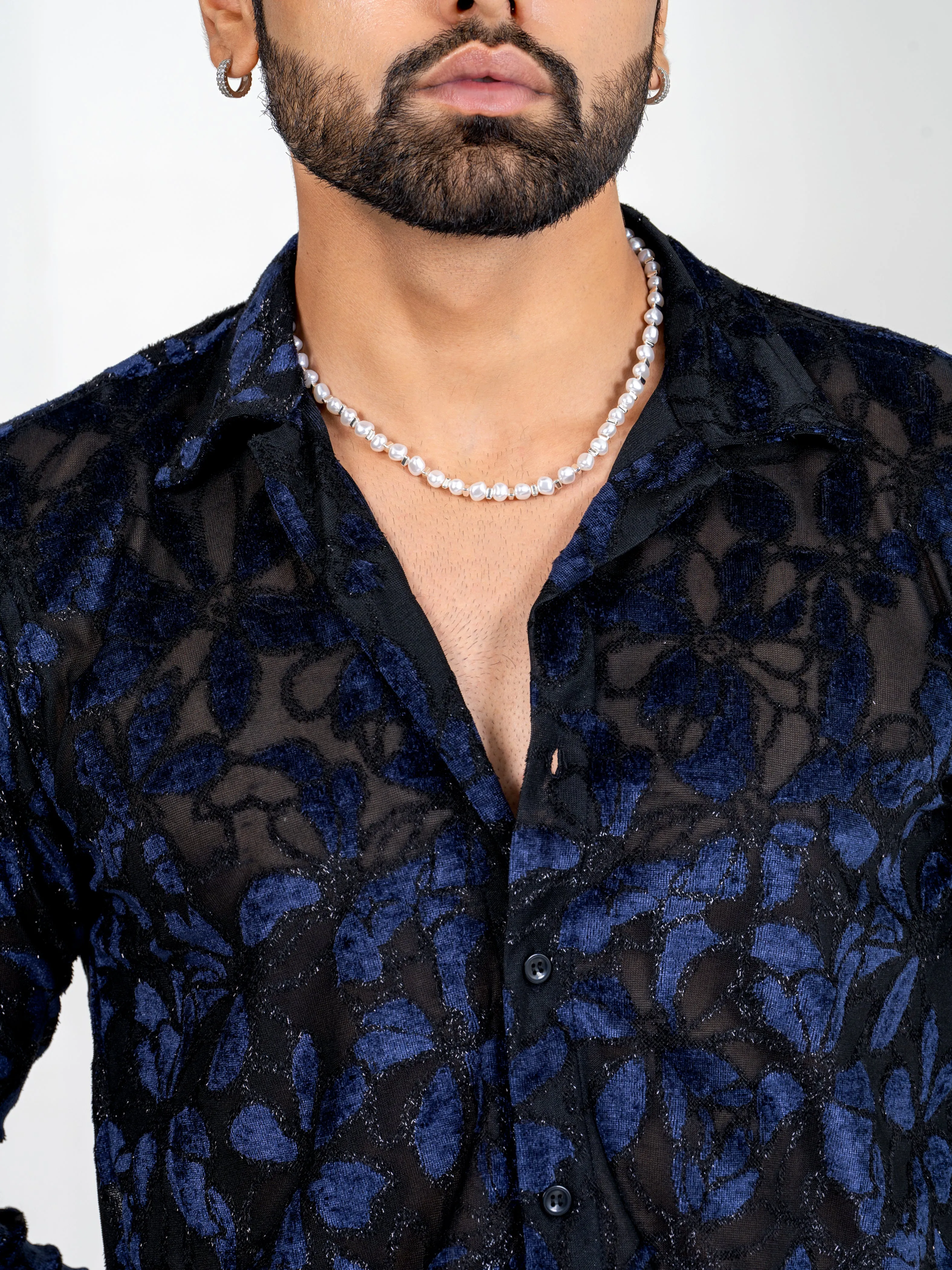 Firangi Yarn Spread Collar Full Sleeves Sheen Party Shirt - Black/Blue