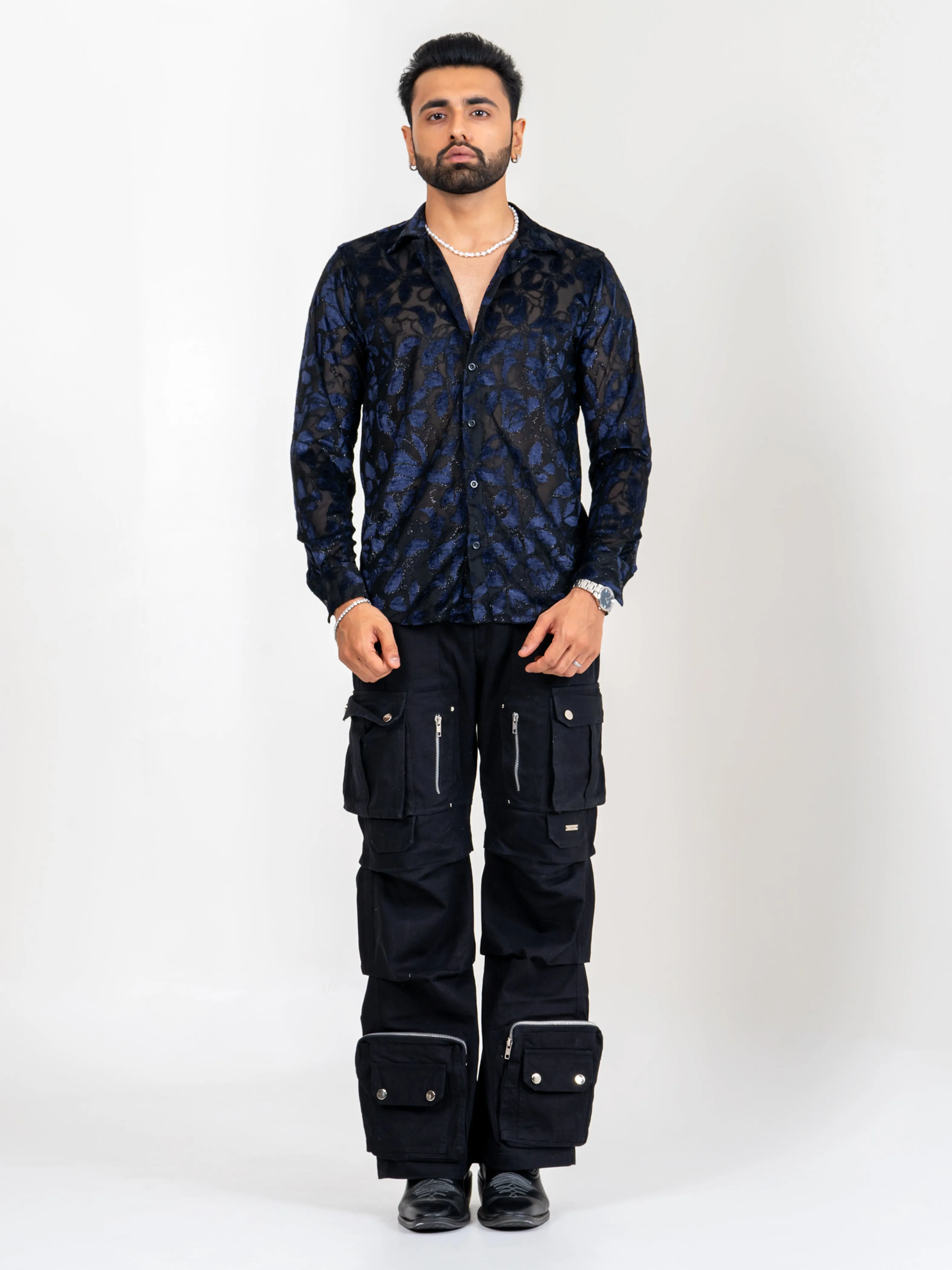 Firangi Yarn Spread Collar Full Sleeves Sheen Party Shirt - Black/Blue