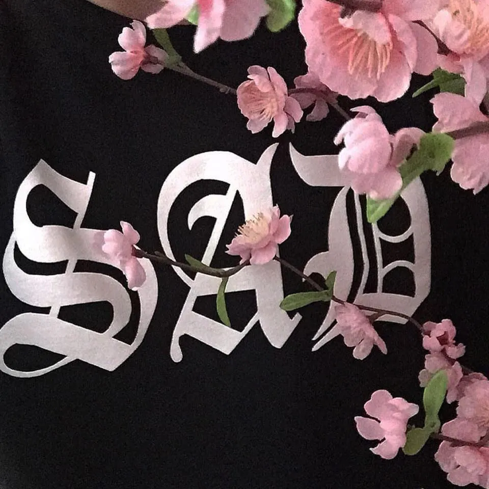 NEW SAD GIRLS CLUB TEE