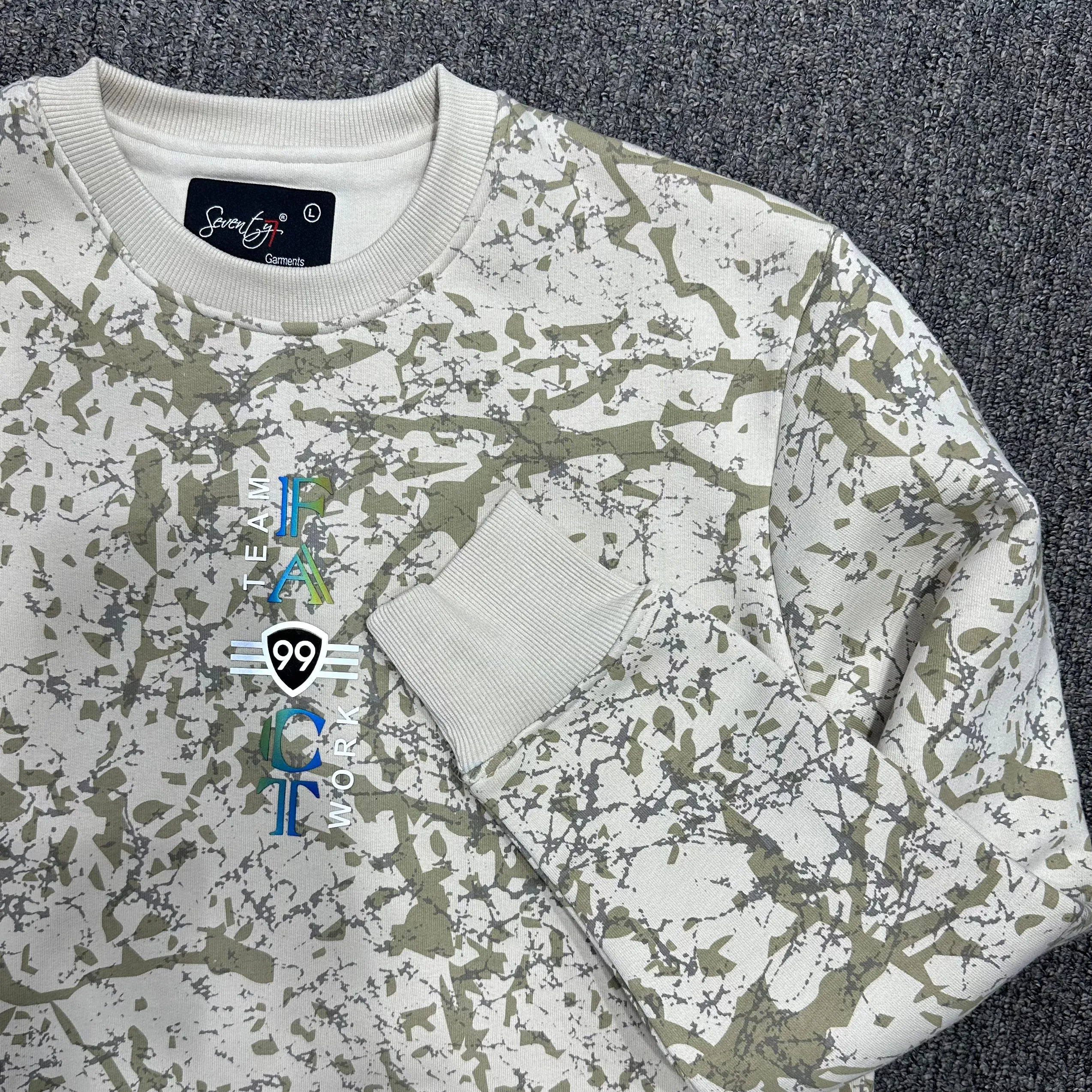 Round Neck Printed  Olive Green & Cream Pattern Cotton Fleece Sweatshirt