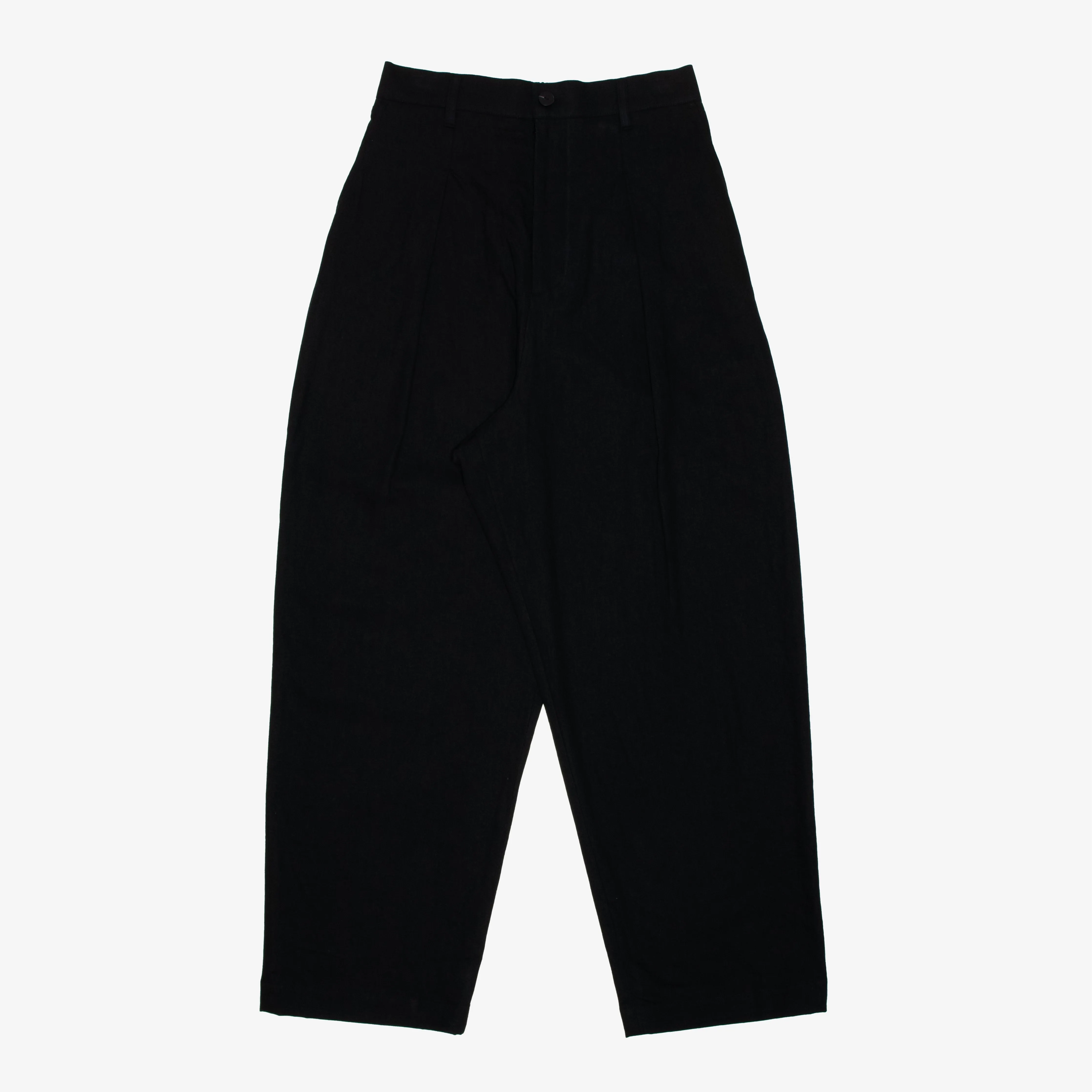 Uniform Bridge One Tuck Linen Pants