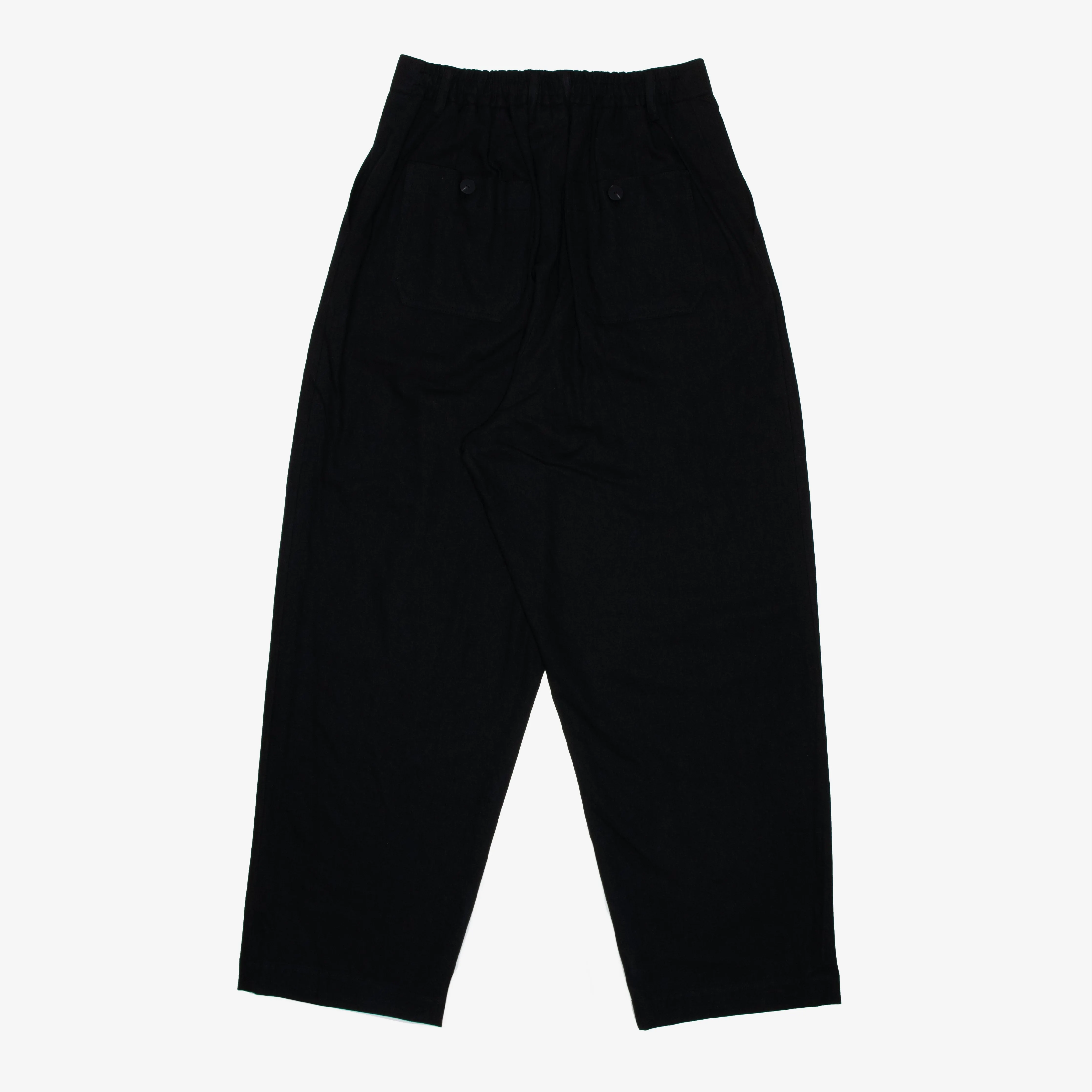 Uniform Bridge One Tuck Linen Pants