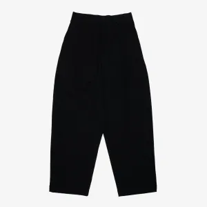 Uniform Bridge One Tuck Linen Pants